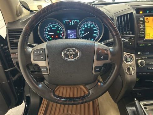 Used 2010 Toyota Land Cruiser AWD/4WD image 19