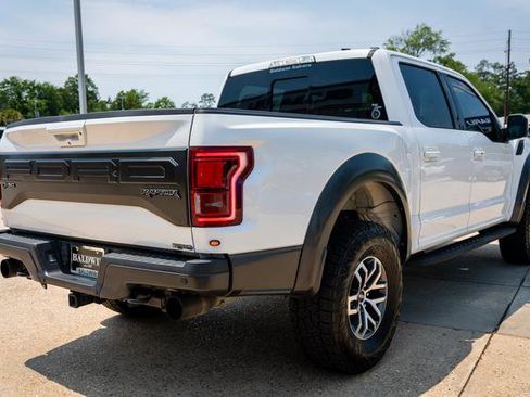 Used 2017 Ford F150 Raptor w/ Equipment Group 802A Luxury AWD/4WD image 20