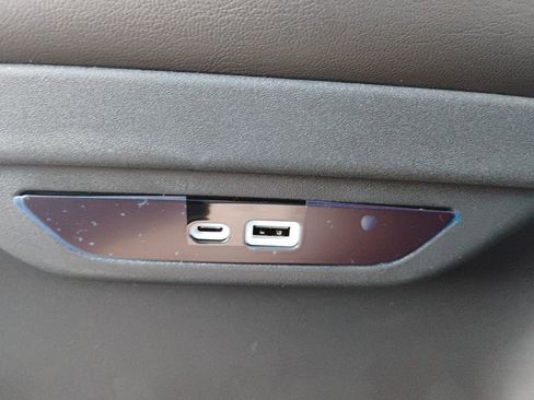 New 2026 Chrysler Pacifica Select image 18