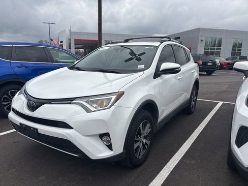 Used 2018 Toyota RAV4 XLE w/ Plus Extra Value Package image 3