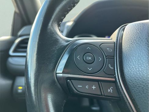 Used 2023 Toyota Camry SE image 16