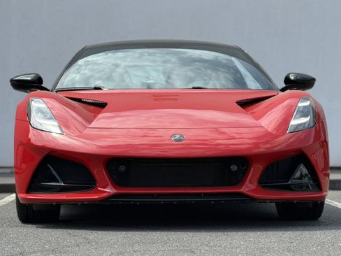 Used 2025 Lotus Emira RWD image 2