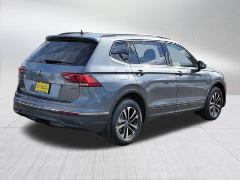 Used 2023 Volkswagen Tiguan S image 7