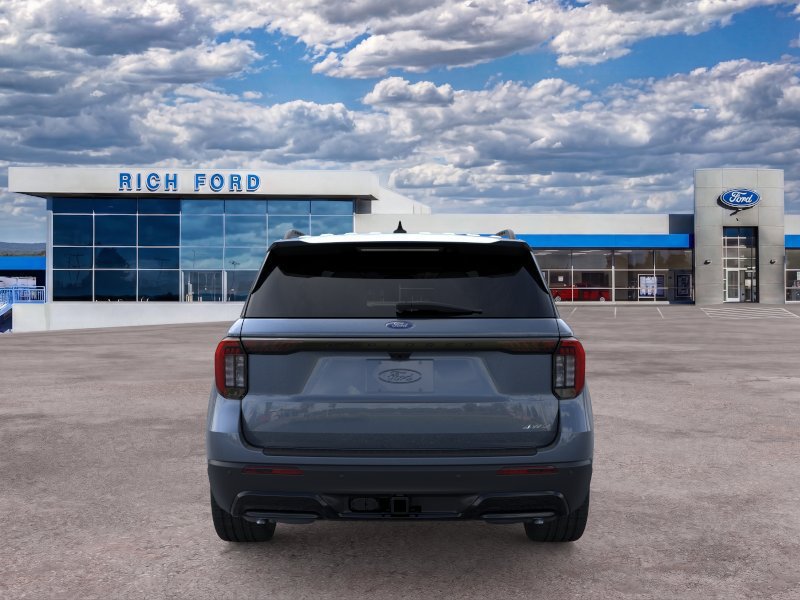 New 2026 Ford Explorer ST-Line w/ ST-Line Street Pack AWD/4WD image 5