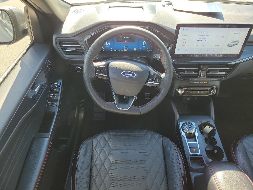 Certified 2023 Ford Escape ST-Line Elite w/ Premium Technology Package AWD/4WD image 14