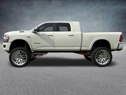 Used 2023 RAM 2500 Limited AWD/4WD image 2
