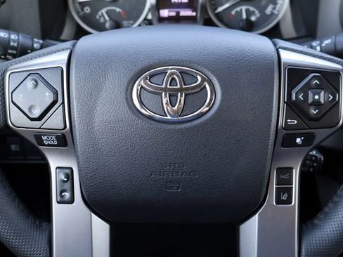 Used 2022 Toyota Tacoma SR5 image 31