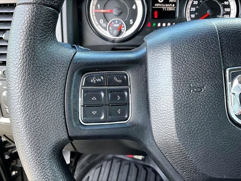 Used 2019 RAM 1500 Tradesman w/ Chrome Appearance Group RWD image 23