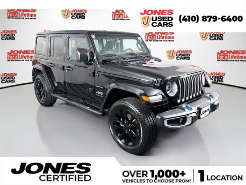 Used 2023 Jeep Wrangler Unlimited Sahara AWD/4WD image 1