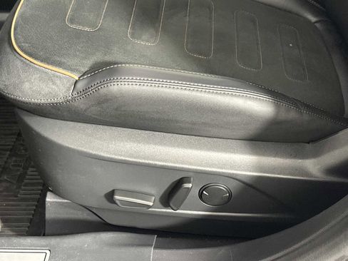 Certified 2022 Ford Mustang Mach-E GT image 8