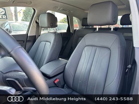 Used 2023 Audi Q5 2.0T Premium w/ Convenience Package AWD/4WD image 14