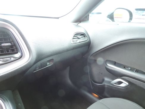 Used 2021 Dodge Challenger R/T image 12