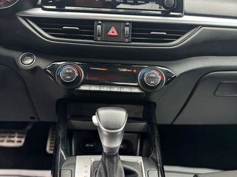 Used 2023 Kia Forte GT-Line FWD image 12