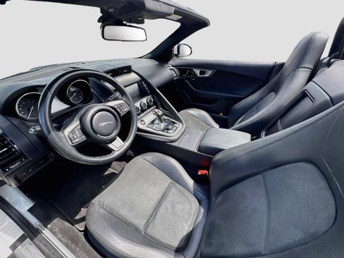 Used 2017 Jaguar F-TYPE Convertible RWD image 11