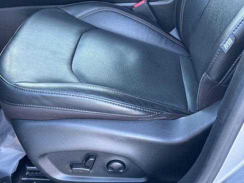 Used 2022 Jeep Compass Limited image 25