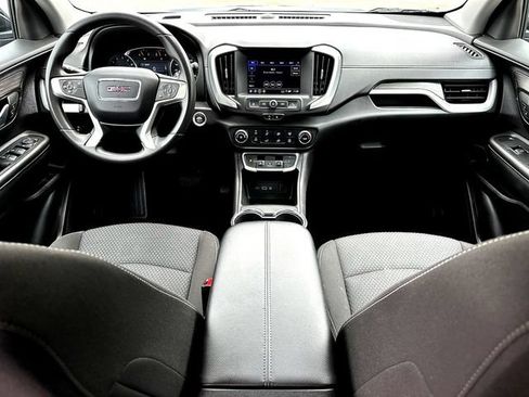 Used 2024 GMC Terrain SLE FWD image 27