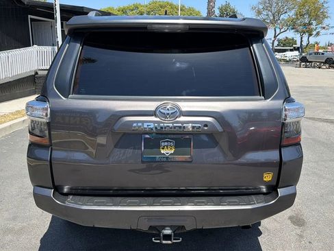 Used 2015 Toyota 4Runner SR5 Premium RWD image 7