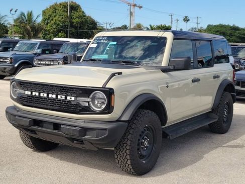 New 2026 Ford Bronco Big Bend image 2