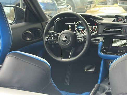 Used 2024 Nissan Z Performance w/ Floor Mat Package image 18