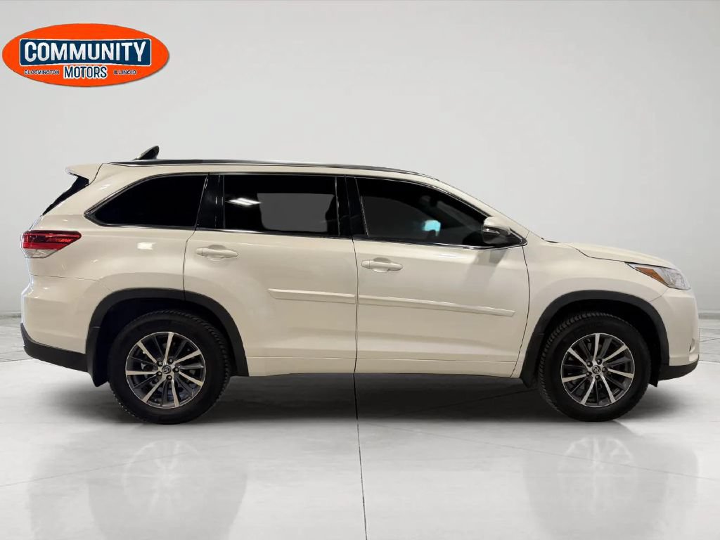 Used 2018 Toyota Highlander XLE w/ Protection Package #3 AWD/4WD image 9