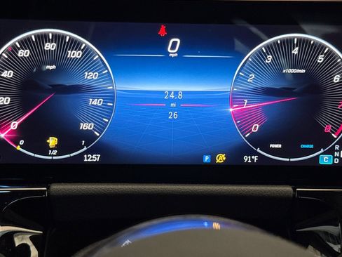 New 2025 Mercedes-Benz GLA 250 image 32