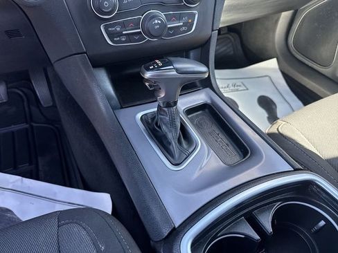 Used 2022 Dodge Charger SXT RWD image 20