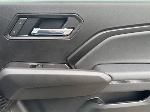 New 2025 GMC Canyon Elevation w/ Convenience Package image 19