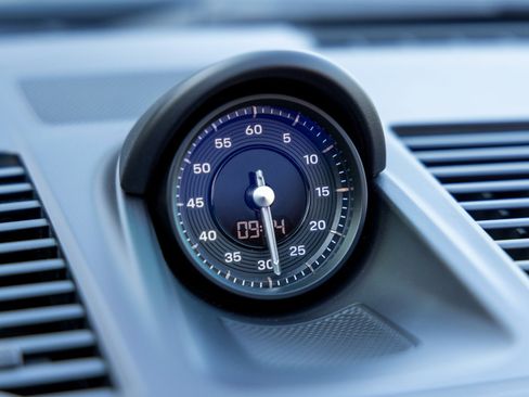 Certified 2024 Porsche 911 Carrera S image 34