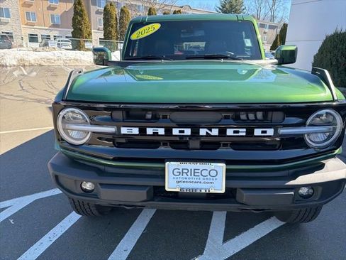 Used 2025 Ford Bronco Outer Banks image 20