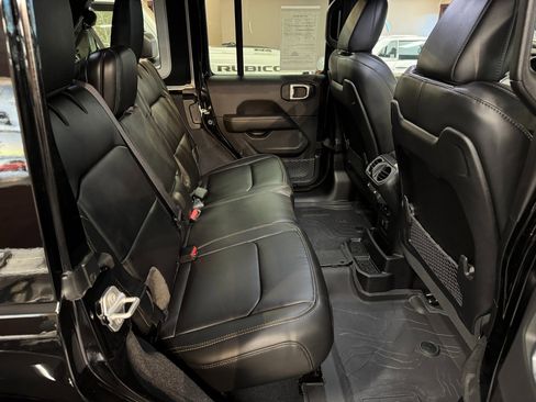 Used 2024 Jeep Wrangler Unlimited Rubicon 392 AWD/4WD image 43