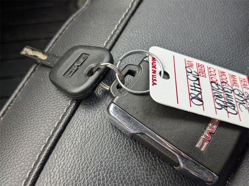 Used 2018 GMC Canyon SLT w/ Driver Alert Package image 25