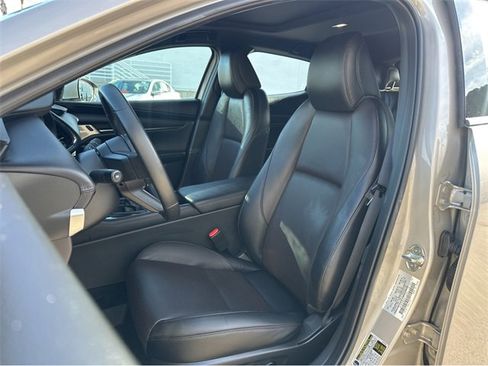 Used 2024 MAZDA MAZDA3 s image 6