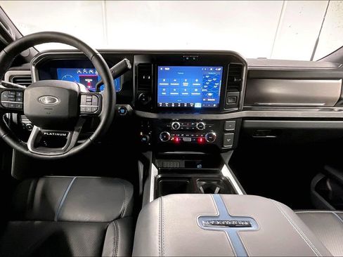 Used 2026 Ford F450 Platinum w/ FX4 Off-Road Package image 18