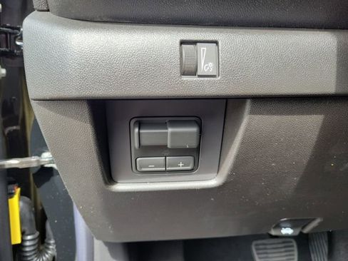 New 2026 Chevrolet Colorado W/T RWD image 22