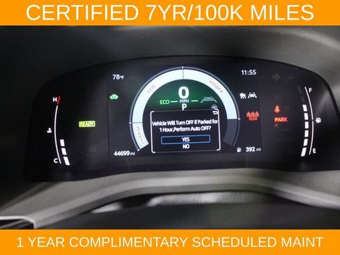 Used 2025 Toyota Camry SE w/ Multimedia Upgrade Package AWD/4WD image 23