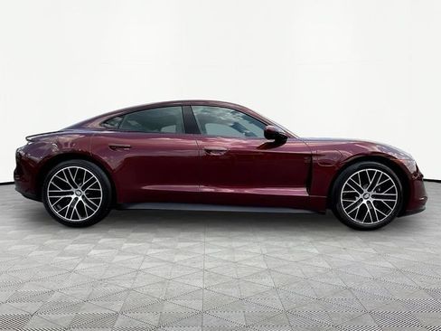 Used 2022 Porsche Taycan RWD image 8
