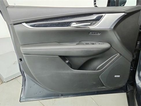 Certified 2023 Cadillac XT5 Premium Luxury image 11
