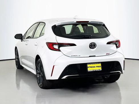 Used 2023 Toyota Corolla XSE FWD image 5