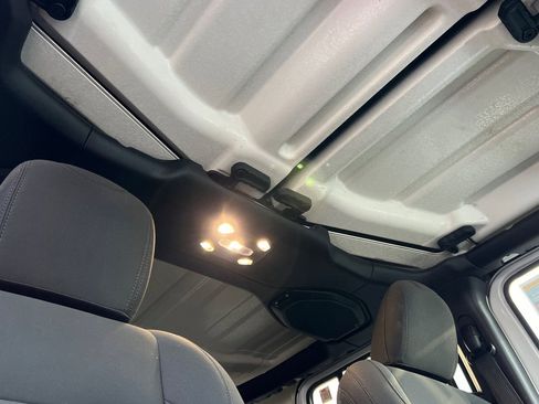 Used 2021 Jeep Wrangler Unlimited Sport image 17