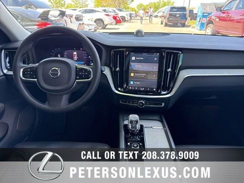 Used 2024 Volvo V60 B5 Cross Country Ultimate AWD/4WD image 15