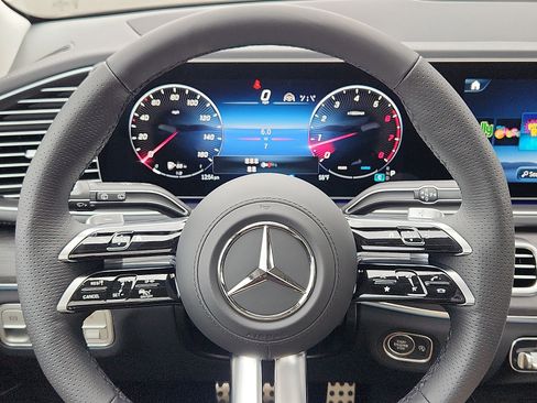 New 2026 Mercedes-Benz GLS 450 4MATIC image 15