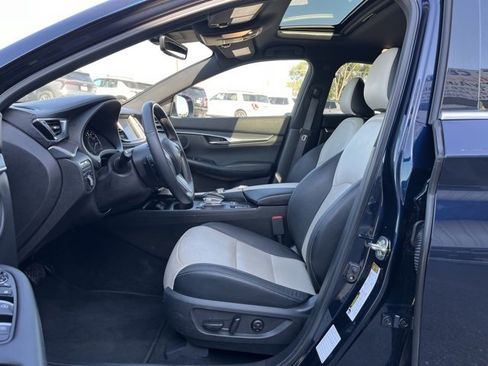 Used 2024 INFINITI QX55 Luxe image 25