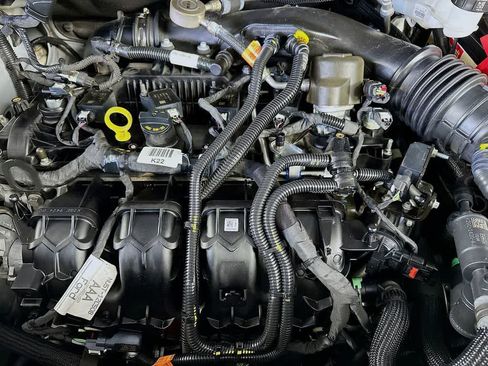 Certified 2022 Ford Edge SEL w/ Convenience Package image 9