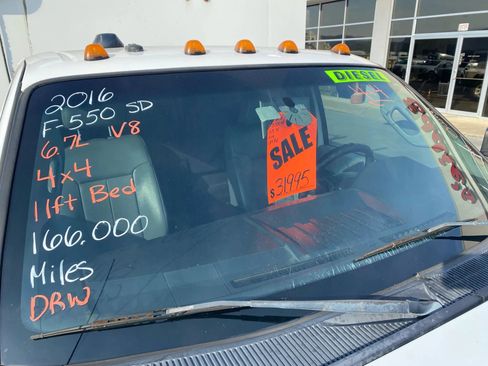 Used 2016 Ford F550 4x4 Regular Cab Super Duty image 3