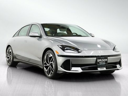 Used 2023 Hyundai Ioniq 6 SEL w/ Cargo Package AWD/4WD image 7