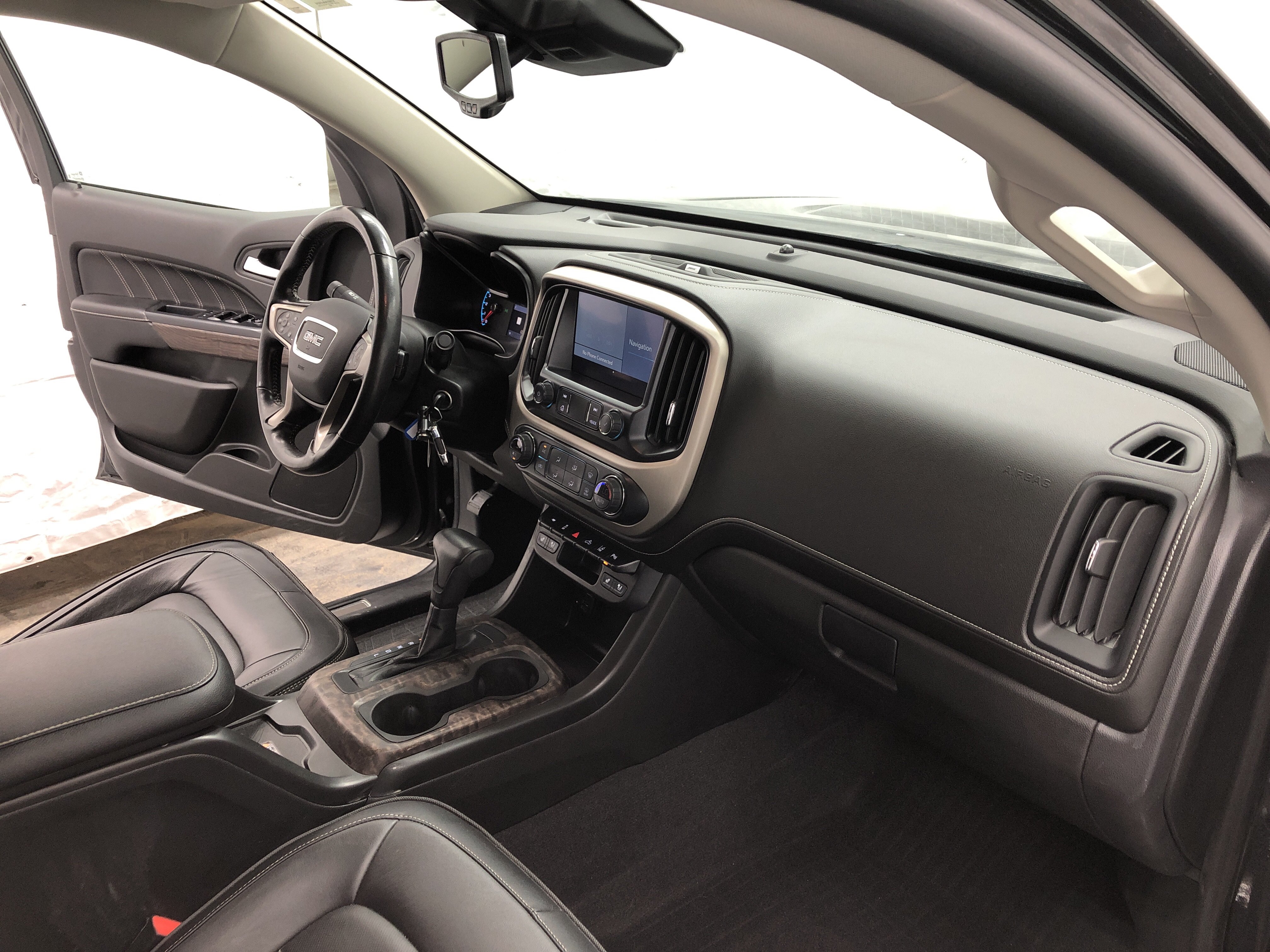 Used 2021 GMC Canyon Denali AWD/4WD image 11