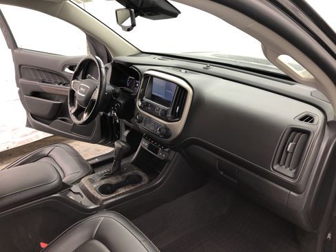 Used 2021 GMC Canyon Denali image 11