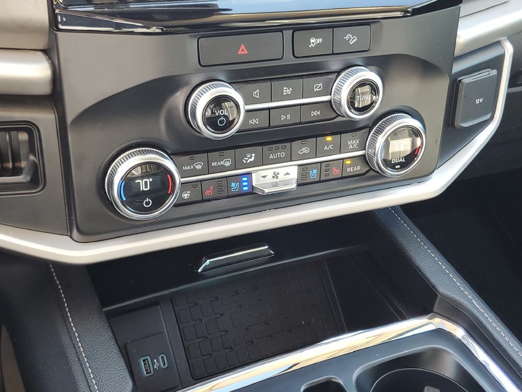 Used 2022 Ford Expedition XLT AWD/4WD image 24