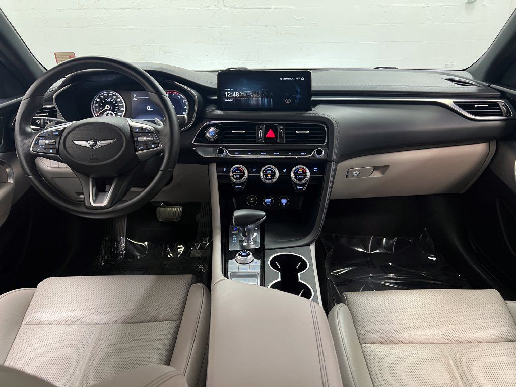 Used 2023 Genesis G70 2.0T RWD image 14