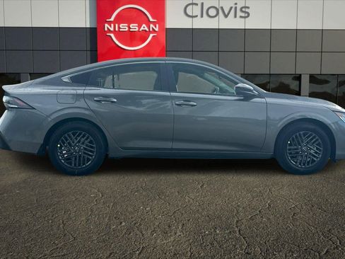 New 2026 Nissan Sentra SV w/ SV Convenience Package FWD image 9